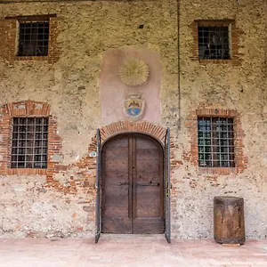 https://frantoio-del-moscatello.it-tuscanyhotel.com