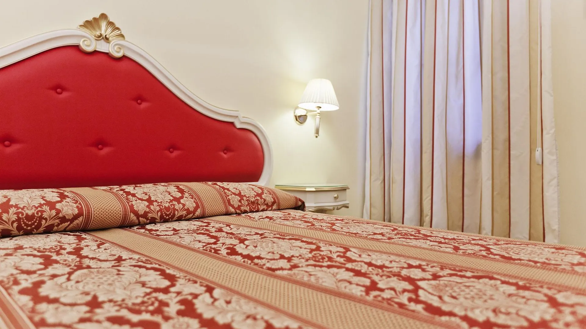 ** Konukevi San Lio Tourist House Otel Venedik İtalya